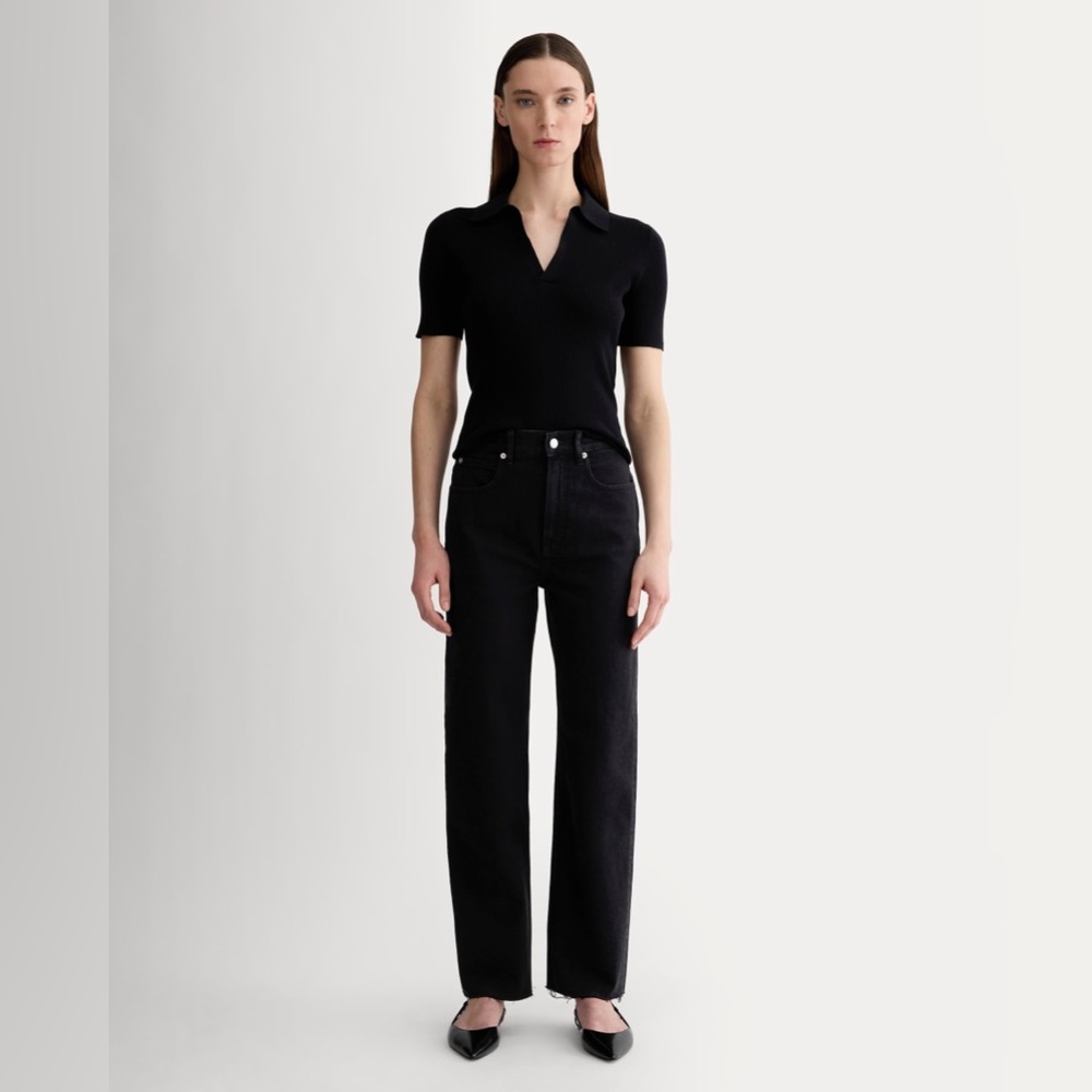 Everlane organic cotton way high jean with distressed hem